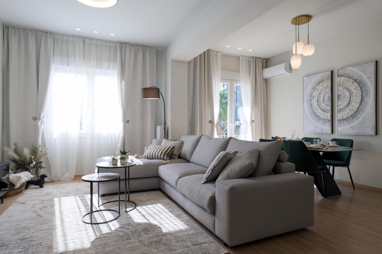 Acropolis Deluxe 2br Apartment *