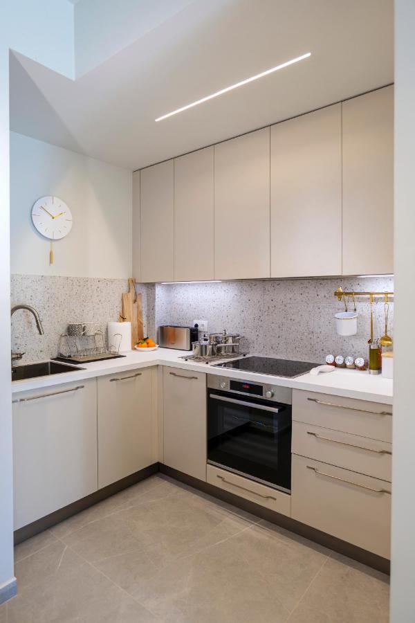 Acropolis Deluxe 2br